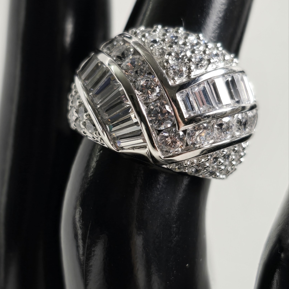 Watch Video / Sterling Silver 925 Elegant Silver Ring